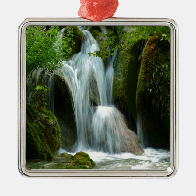 croatia-780 metal tree decoration (Front)