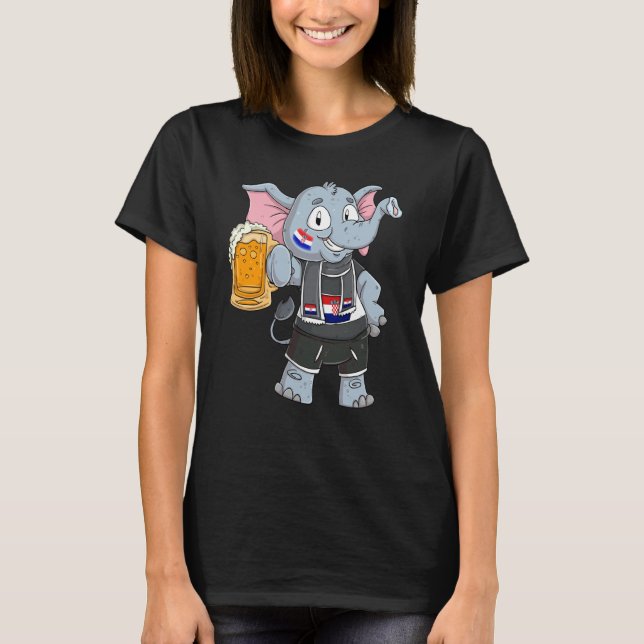 Croatia fan elephant T-Shirt (Front)