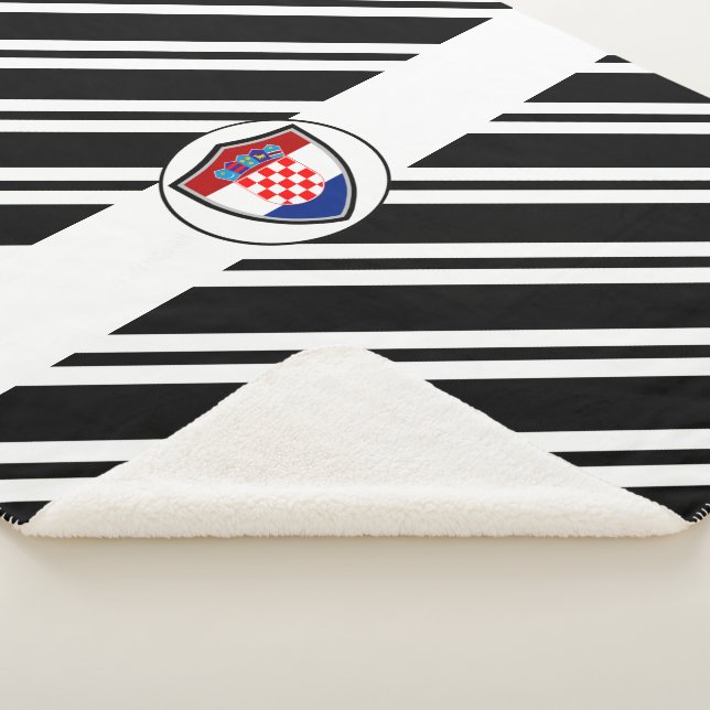 Croatian flag sherpa blanket (3/4)
