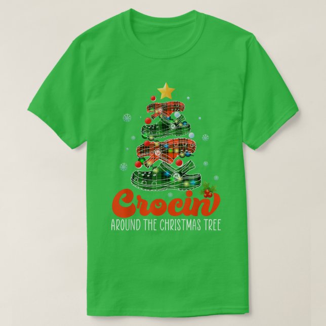 Crocin around the christmas tree 207 T-Shirt (Design Front)