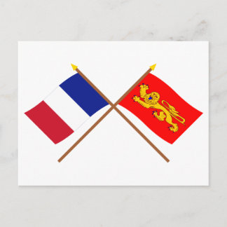 Crossed flags of France and Aquitaine Postcard