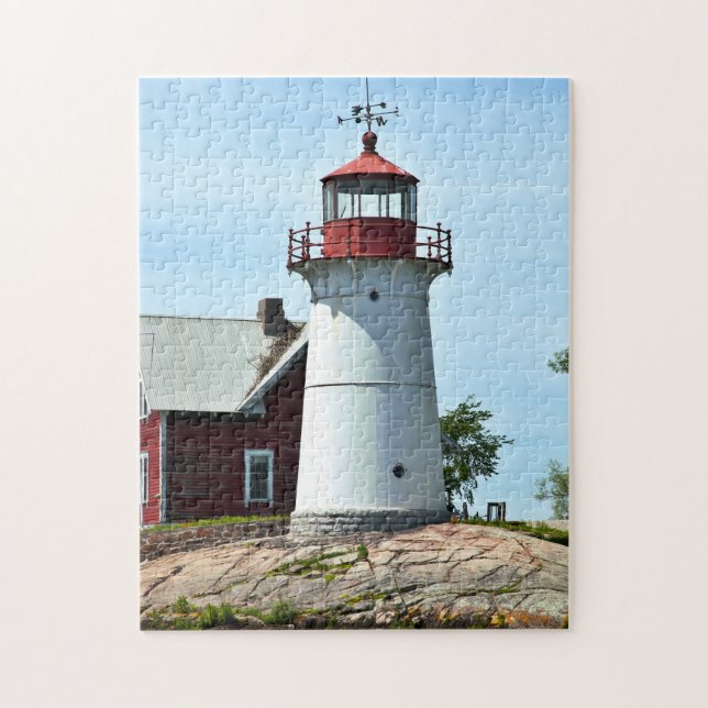 Crossover Island Lighthouse, New York Puzzle (Vertical)