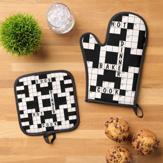 Crossword Puzzle Pattern Oven Mitt & Pot Holder Set (Top Down)