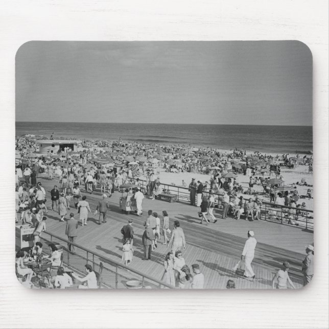 Crowd on Beach Mouse Pad (Front)