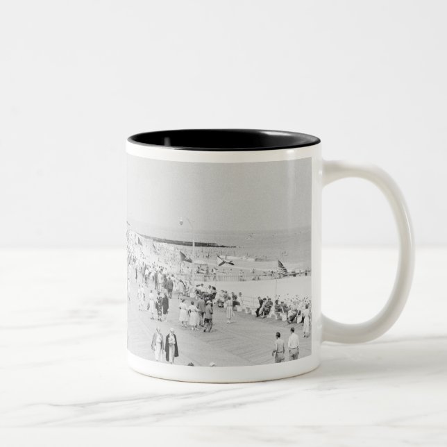 Crowds 2 Two-Tone coffee mug (Right)