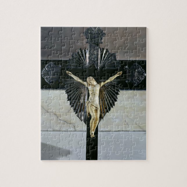Crucifixion, 17th century (ivory) jigsaw puzzle (Vertical)