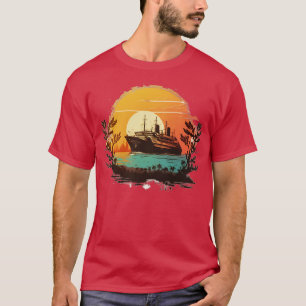 Cruise ship in front of a vintage sunset  T-Shirt