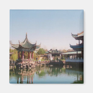 Cui Hu Qiu Bo in the City of Kun Ming Magnet