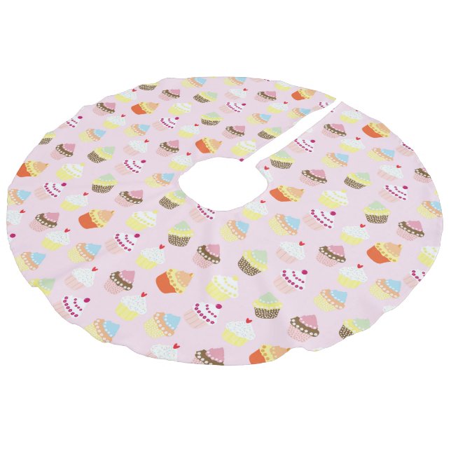Cupcake Party Tree Skirt (Angled)