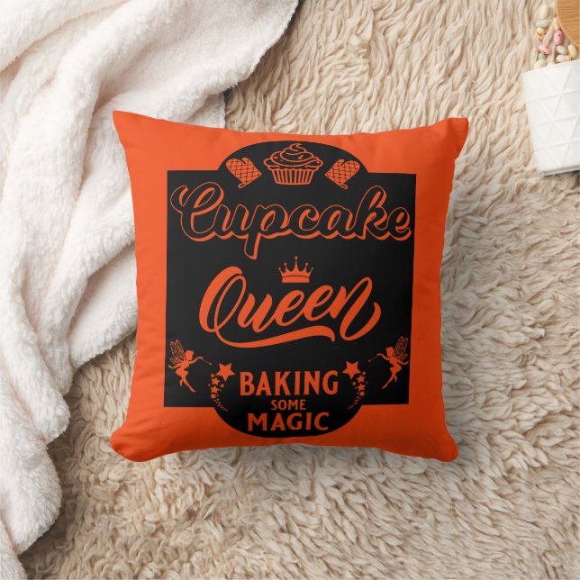 Cupcake Queen Cushion (Blanket)