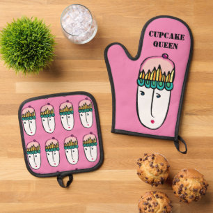 Cupcake Queen Oven Mitt & Pot Holder Set
