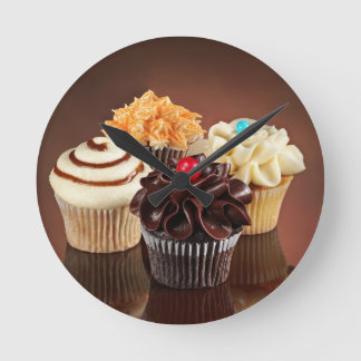 cupcake round clock