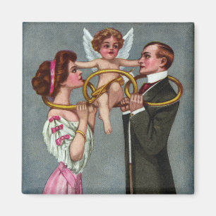 Cupid Links Couple with Chain Magnet