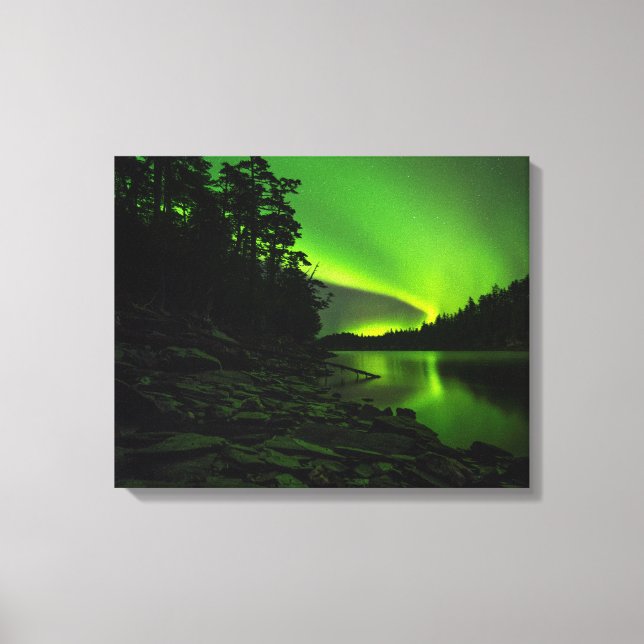 Curving Aurora Canvas Print (Front)