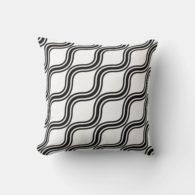 cushion diagonal black lines (Front)
