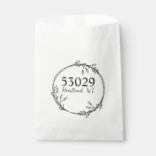 Custom City & State Wreath Farmhouse Tea Towel, Cu Favour Bags