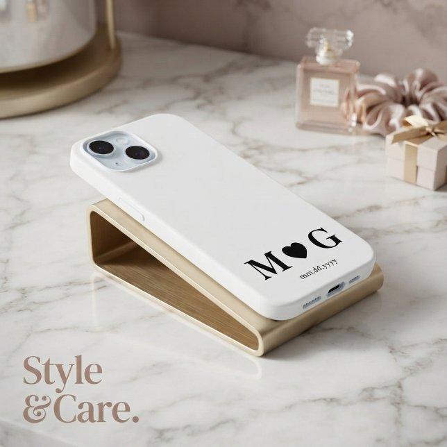 Custom Couples Monogram Heart Mark iPhone 15 Case (Custom Couples Monogram Heart Mark iPhone 15 Case)