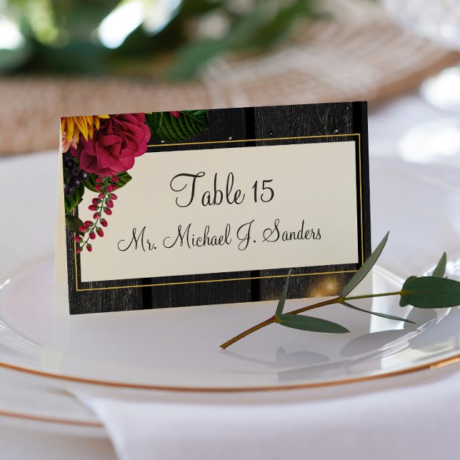 Custom individual guest name wedding place card  (Creator Uploaded)