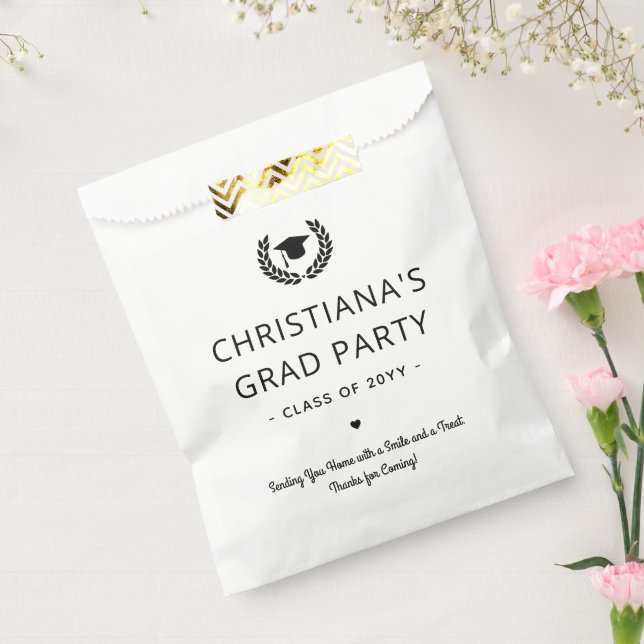 Custom Modern and Minimalist Graduation Party Favour Bags (Sealed)