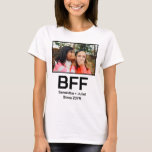 Custom modern best friend forever bff photo T-Shirt<br><div class="desc">Custom modern best friend forever bff photo. Personalise this unique bff photo template with your photo,  names and year.
Best friends,  photo,  friendship,  best friends forever,  bff,  modern,  cute,  trendy,  gift for best friends,  friend</div>