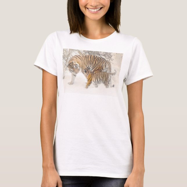 Custom Modern Elegant Tigers Trendy Template T-Shirt (Front)
