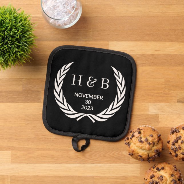 Custom Modern Typography Couple Names Initials Pot Holder (Top Down)