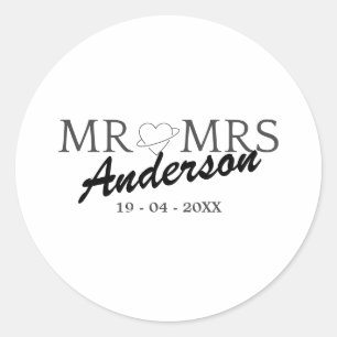 Custom Mr and Mrs Wedding Family gift Classic Round Sticker