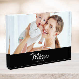 Custom Mum Established Modern Script Photo Block