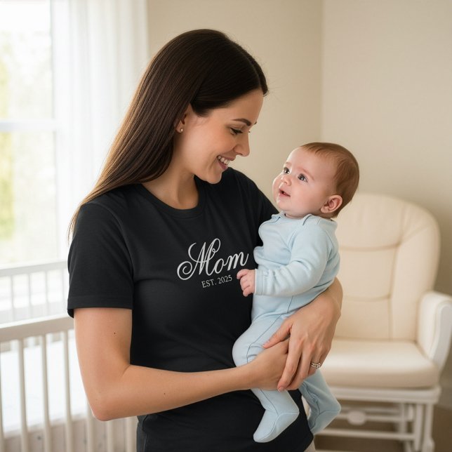 Custom Mum Established Year White Elegant Script T-Shirt (Creator Uploaded)