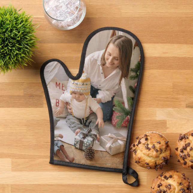 Custom Photo Oven Mitt and Pot Holders (Top down)