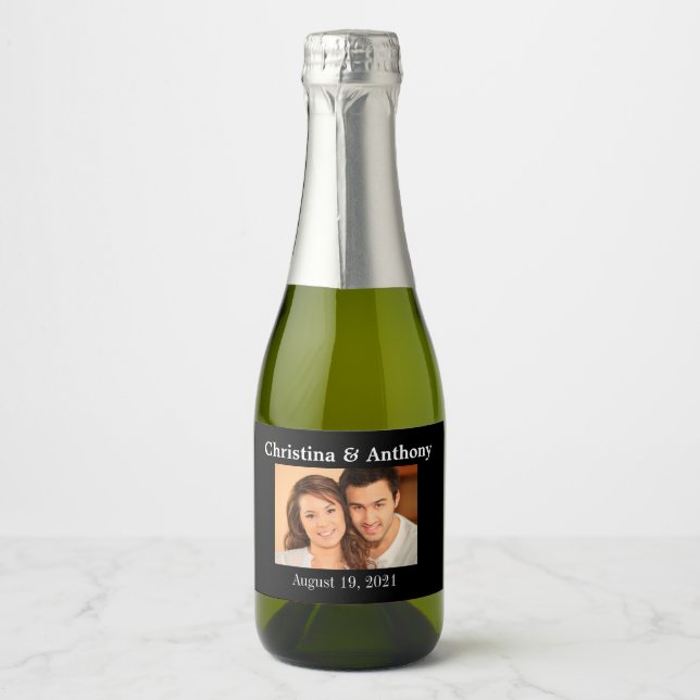 Custom Photo Wedding Mini Sparkling Wine Favour La Label (Front)