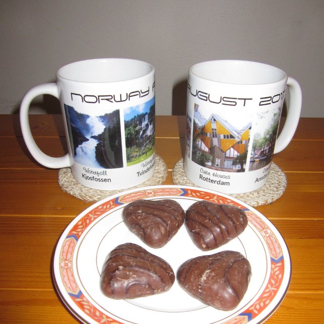 Custom photos editable text holiday souvenir coffee mug (Creator Uploaded)