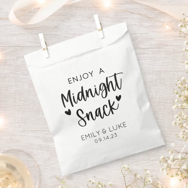 Custom Wedding Midnight Snack Favour Bags (Clipped)