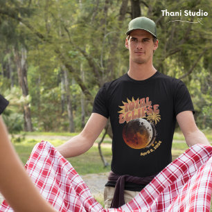 Customisable Date Total Eclipse Modern Vintage 90s T-Shirt