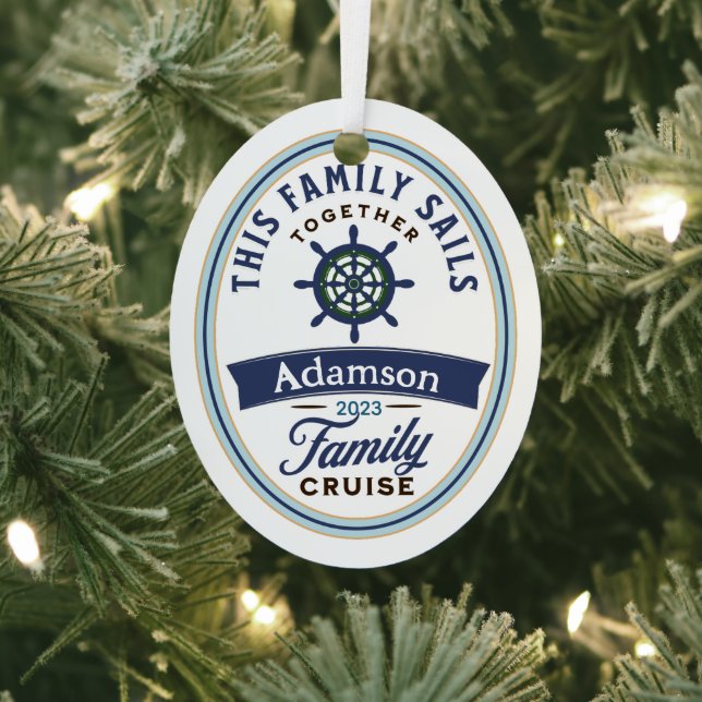 Customisable Family Cruise Ornament (Insitu)
