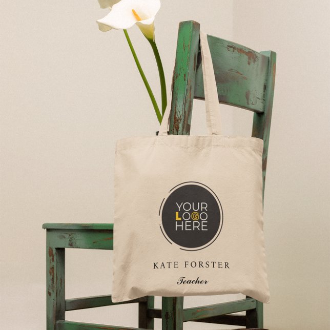 Customise Your Look with a Simple & Minimalist Tote Bag (Creator Uploaded)