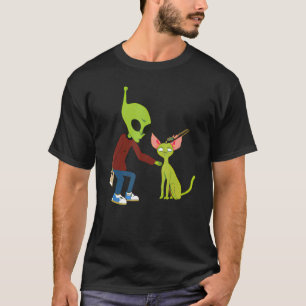 Cute Alien Petting A Cat For Cat Mum Dad Pet  Cost T-Shirt
