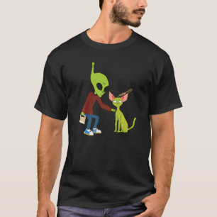 Cute Alien Petting A Cat For Cat Mum Dad Pet  Cost T-Shirt