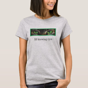 Cute all knowing cat green eyes T-Shirt