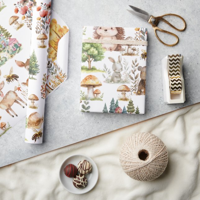 Cute and Fresh Watercolor Woodland All Ages Wrapping Paper (Crafts)