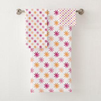 Cute asteriskS - Pinks and Oranges Bath Towel Set