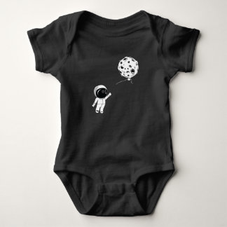 Cute astronaut and the moon baby bodysuit