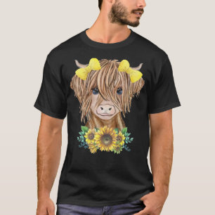 Cute Baby Highland Cow With Sunflowers Calf Animal T-Shirt