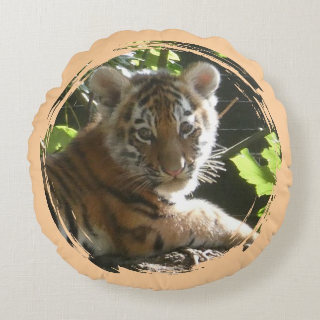 Cute Baby Tiger Round Pillow (Front)