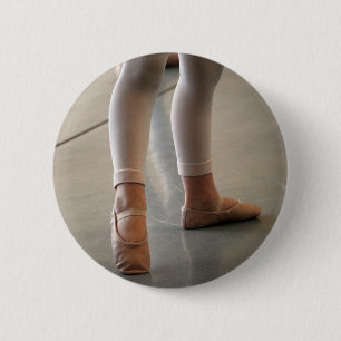 CUTE BALLET SLIPPERS LITTLE GIRL BALLERINA DANCER 6 CM ROUND BADGE