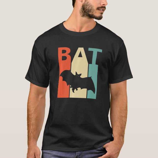 Cute Bat Animal   T-Shirt (Front)