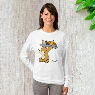 Cute Bear Carrying a Festive Harvest Platter  T-Shirt