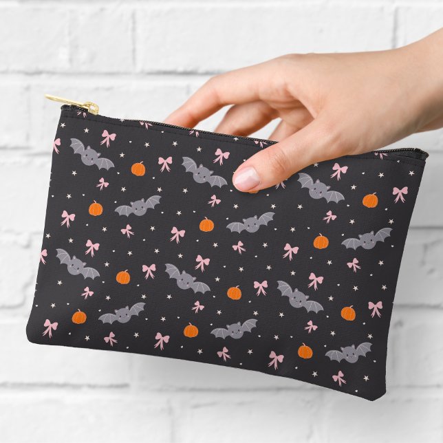Cute Black Halloween Bat Pattern Zipper Pouch (Creator Uploaded)