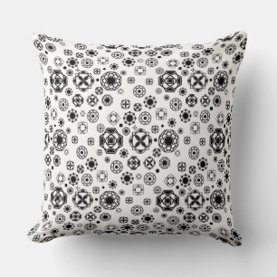 Cute black white arabesque decorative pattern cushion