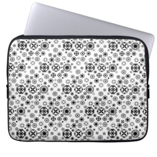 Cute black white arabesque decorative pattern laptop sleeve
